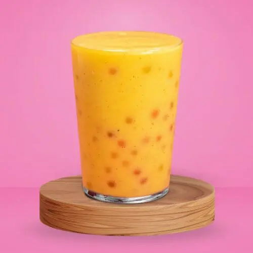 Jugo de manzana con mango, plátano y kiwi.